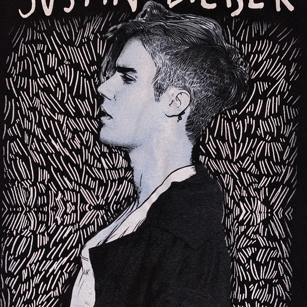 Justin Bieber shirt